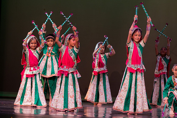 090_SakhiSangam2025_03 Jhumti Radha_8437