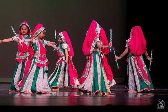 112_SakhiSangam2025_03 Jhumti Radha_8485